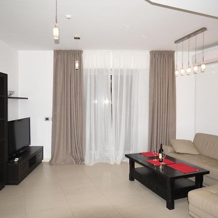 Revenu Apartments บุดวา ภายนอก รูปภาพ