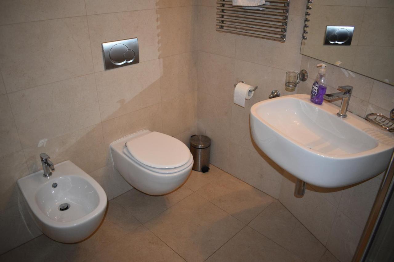 Revenu Apartments บุดวา ภายนอก รูปภาพ